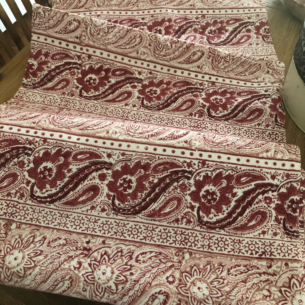 Table runner